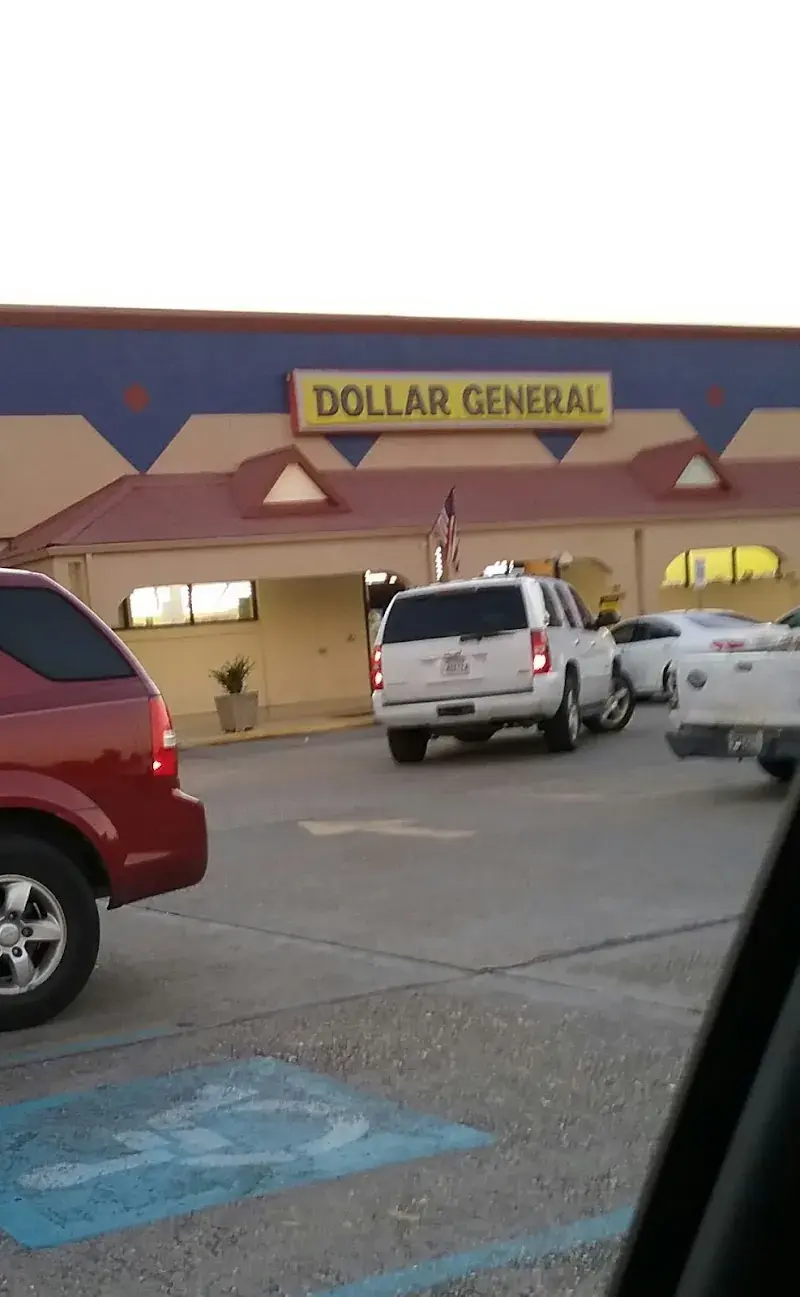 Dollar General in New Orleans, LA