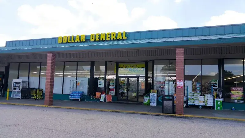 Dollar General in Akron, OH