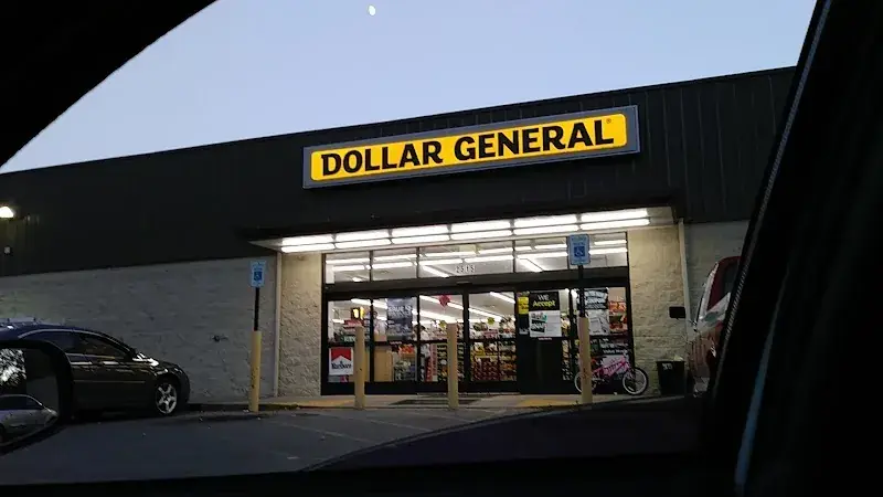 Dollar General in Topeka, KS