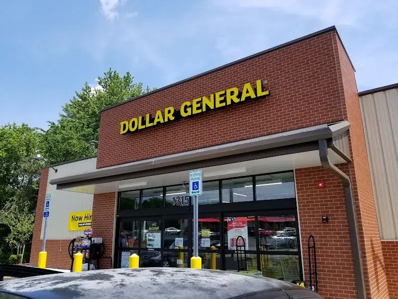 Dollar General in Cranston, RI
