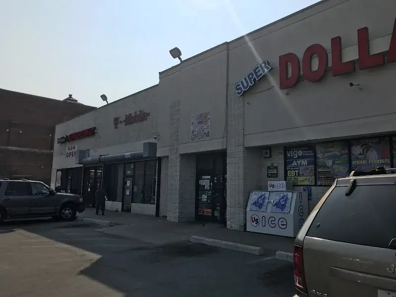 Super Dollar Store Plus in Detroit, MI